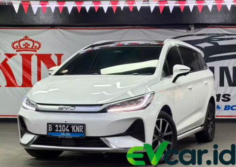 BYD M6 (2025)